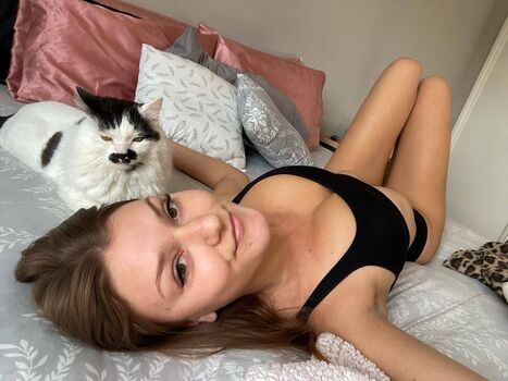 Full leaked Abigail page private onlyfans photo