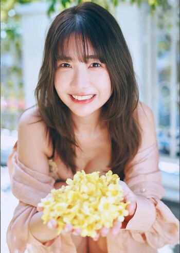 Amau Kisumi 天羽希純