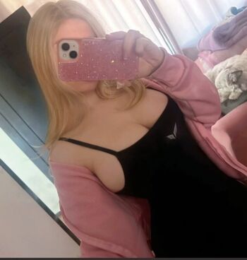 Full leaked Anarih private onlyfans photo