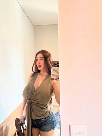 Full leaked Anastasya khosasih private onlyfans photo