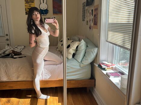 Angelbunnigrl