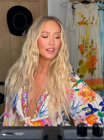 Full leaked Anna camp private onlyfans photo