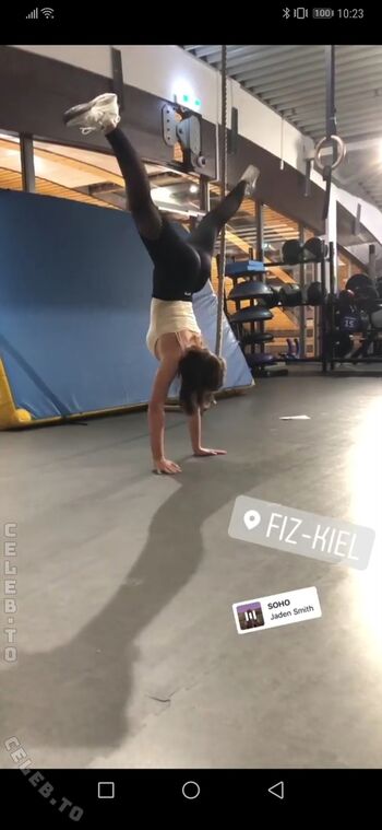 Full leaked Annikaa x private onlyfans photo