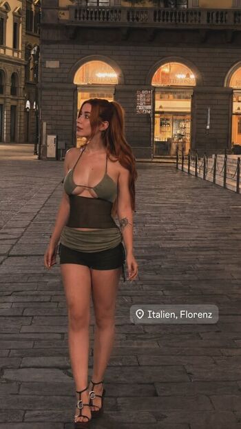 Full leaked Annitheduck  page private onlyfans photo