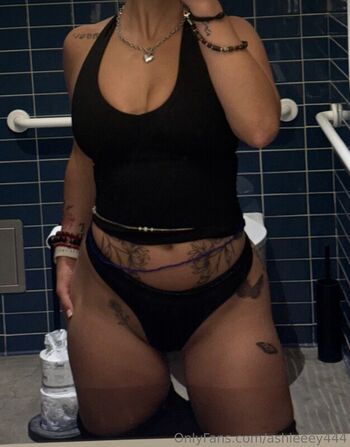 Full leaked Ashley goyette private onlyfans photo