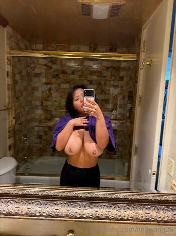 Full leaked Asian private onlyfans photo