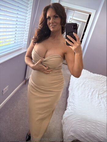 Full leaked Ava jane private onlyfans photo