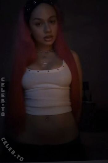 Full leaked Badmomzjay private onlyfans photo