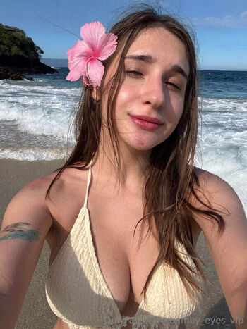 Full leaked Bamby eyes vip private onlyfans photo