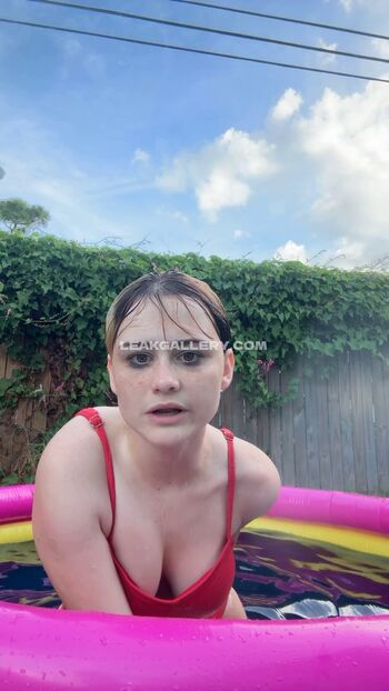 Full leaked Beanswithbomb private onlyfans photo