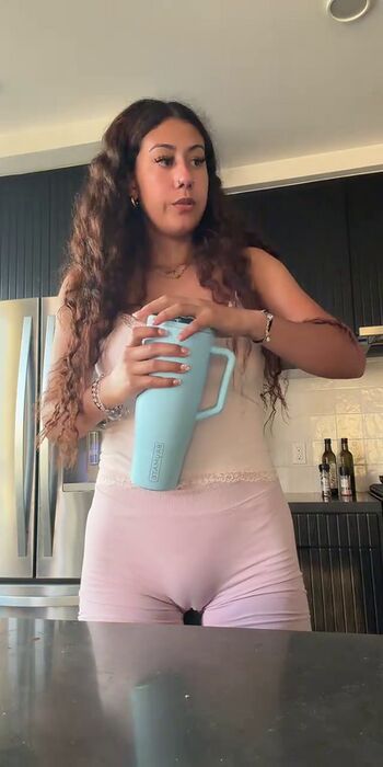bonniiee077