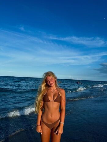 Full leaked Boutinela babes  page private onlyfans photo