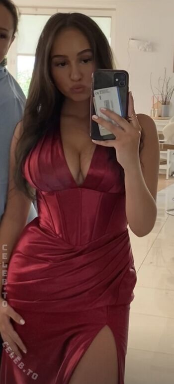 Full leaked Caro lnw page private onlyfans photo