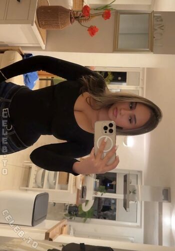 Full leaked Caro lnw private onlyfans photo