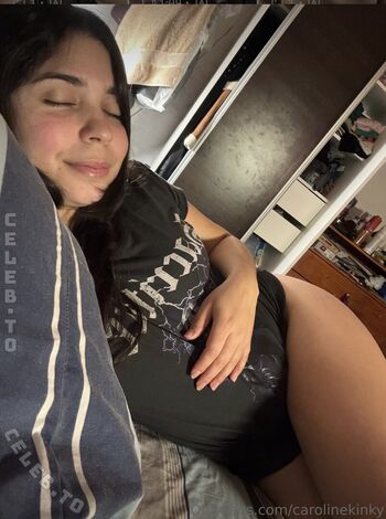 Full leaked Carolinekinky private onlyfans photo