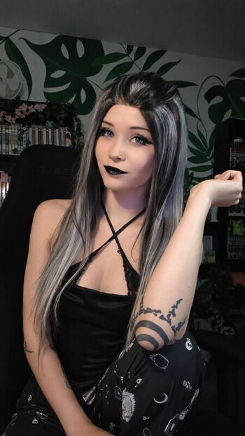 Full leaked Catastrophiclarawr private onlyfans photo