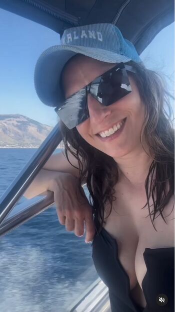 Full leaked Chelsea peretti private onlyfans photo