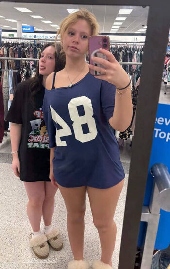 Full leaked Dinmammis private onlyfans photo