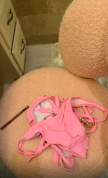 Full leaked Divaflawless private onlyfans photo