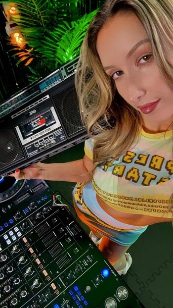 Full leaked Djmissshelton private onlyfans photo
