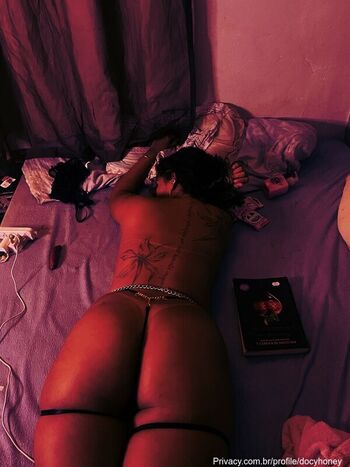Full leaked Docyhoney page private onlyfans photo