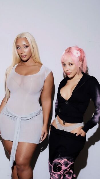 Full leaked Doja cat  page private onlyfans photo