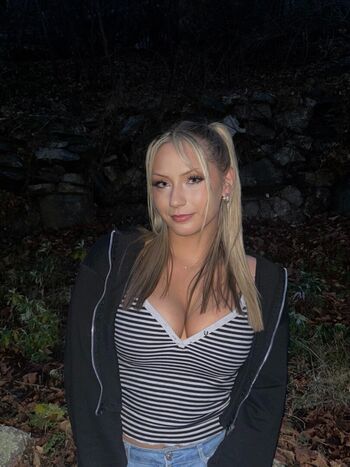 Full leaked Dorixoxo private onlyfans photo