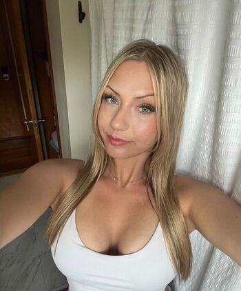 Full leaked Dorixoxo private onlyfans photo