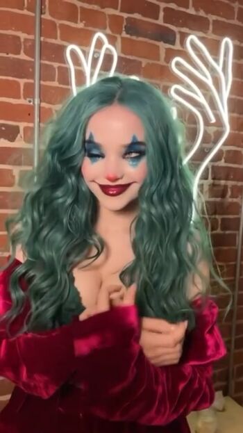 Dove Cameron