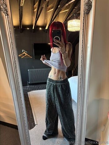Full leaked Ellesaurus  page private onlyfans photo