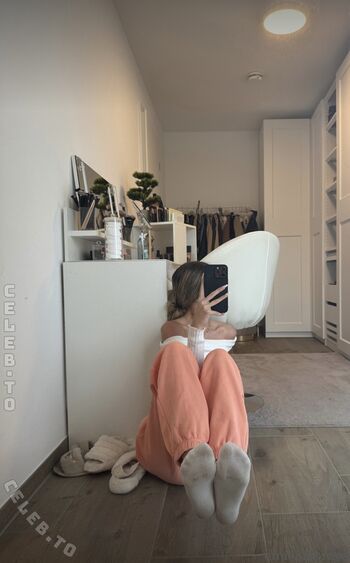 emiliaaa.rose