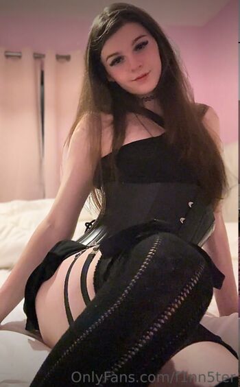 Full leaked Fnnter  page private onlyfans photo