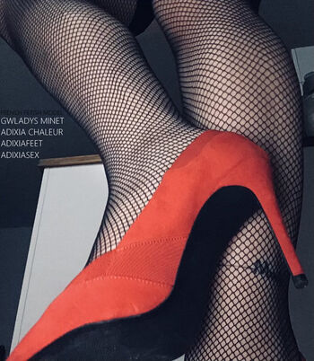 Full leaked French fetish private onlyfans photo