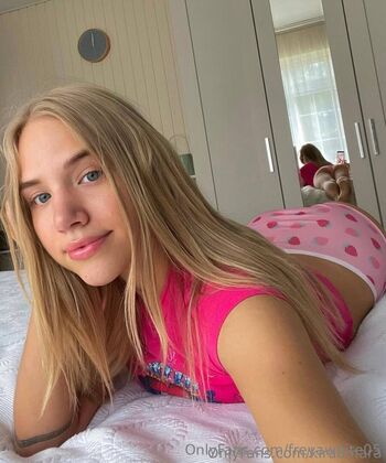 Full leaked Freyawhite page private onlyfans photo