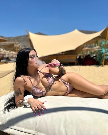 Full leaked Gkougkouu private onlyfans photo