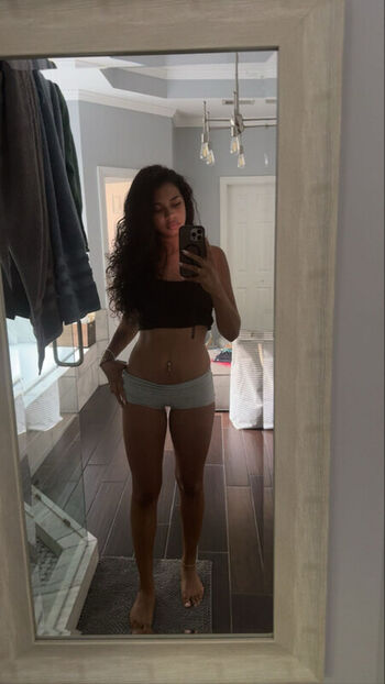 Full leaked Gracie walker private onlyfans photo