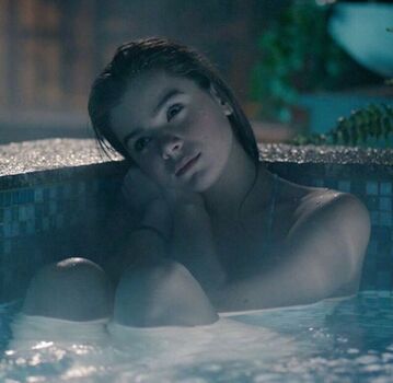 Full leaked Hailee steinfeld  page private onlyfans photo