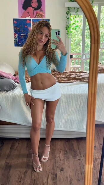 Full leaked Hanna camila teresa private onlyfans photo