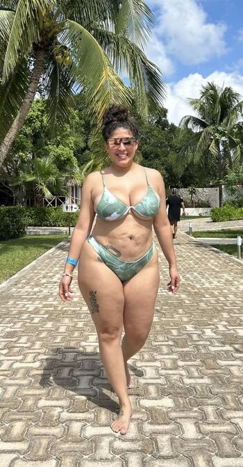 Full leaked Hispanic  page private onlyfans photo