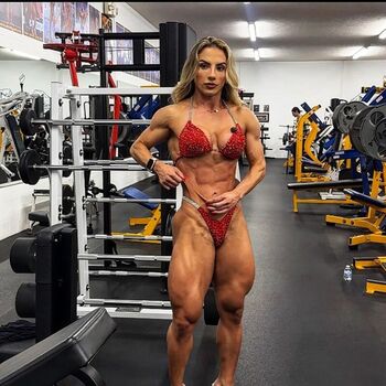 Isa Pereira