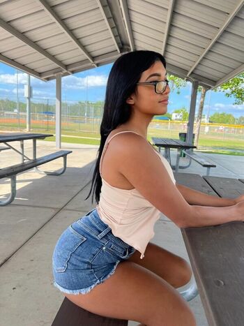 Full leaked Ivana khalifa private onlyfans photo