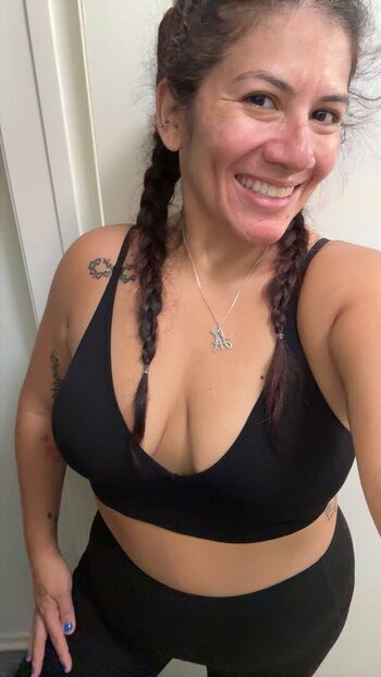 Jenny Simone