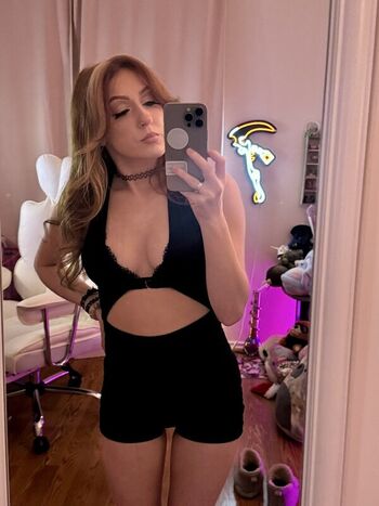 Full leaked Kiee private onlyfans photo