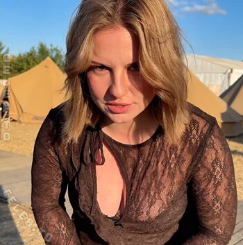 Full leaked Kellymissesvlog page private onlyfans photo