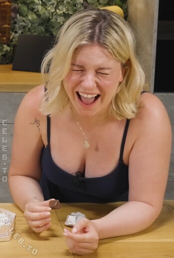 Full leaked Kellymissesvlog page private onlyfans photo