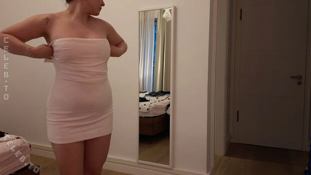 Full leaked Kellymissesvlog private onlyfans photo