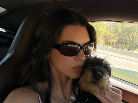 Full leaked Kendall jenner  page private onlyfans photo