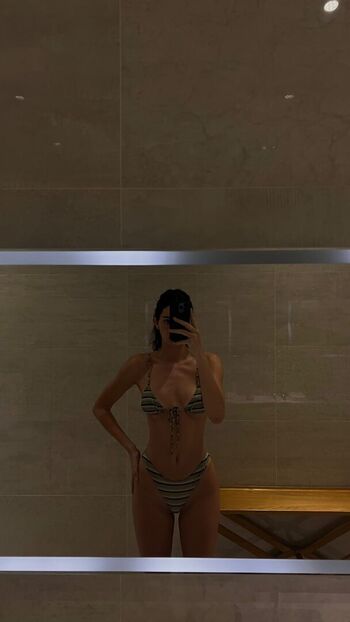 Full leaked Kendall jenner  page private onlyfans photo