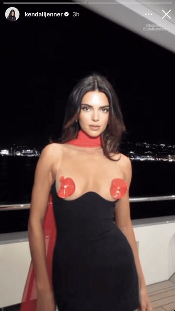 Kendall Jenner → Kendall Jenner