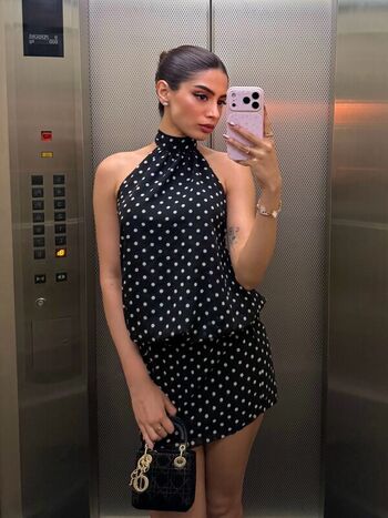 Full leaked Khushi kapoor private onlyfans photo